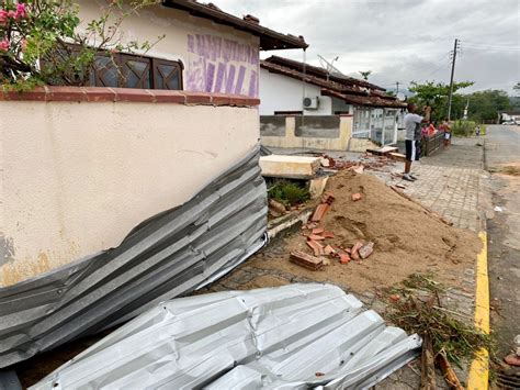 Defesa Civil Confirma Que Tornado Atingiu Sc Durante Tempestade Em Timbó