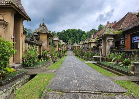 Desa Adat Penglipuran Bali Sejarah Daya Tarik Lokasi Htm