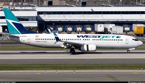 C FKWJ WestJet Boeing 737 8CT WL Photo By OMGcat ID 1413840