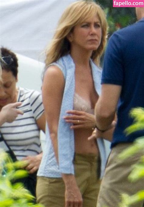 Jennifer Aniston Jenniferaniston Nude Leaked Onlyfans Photo