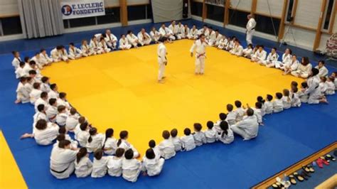 Entraînement commun pour le judo