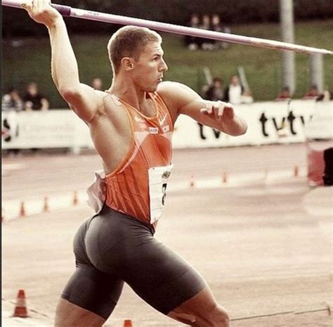 Pin By Richard Thompson On Track Field Sports Men Athlete