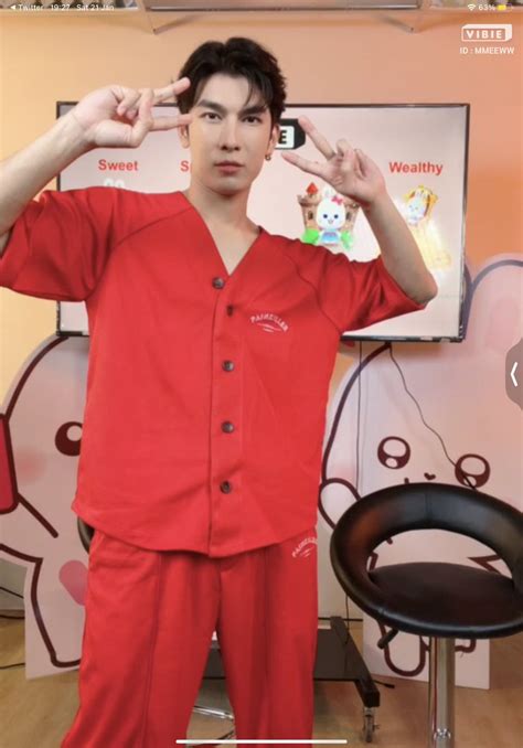 Love Mew Na On Twitter Rt Time Line0544 ท่าประจำตัว Vibie Live With Mew Vibiexmewsuppasit