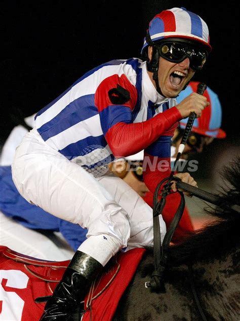 ヴィクトワールピサ、日本馬として初優勝 ドバイwc 写真3枚 国際ニュース：afpbb News