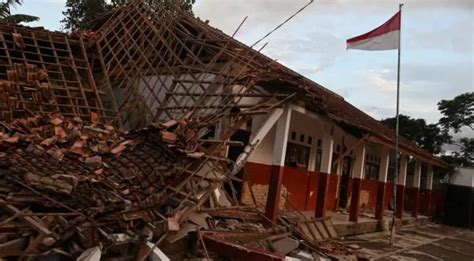 Aumentan A 268 Fallecidos Por Terremoto En Indonesia Hay 151 Desaparecidos