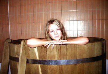 A Highly Super Hot Ash Blonde Damsel In The Bathtub ZB Porn