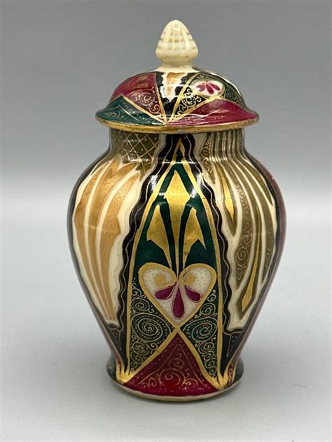 C F Bosesk Co Vase Avec Couvercle Alhambra Catawiki