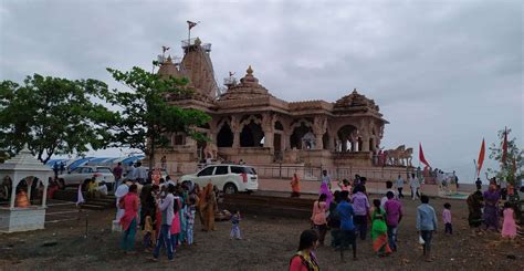 Nag Panchami Mela Nagalwadi Bhilat Baba Shikhardham Darshan Badwani