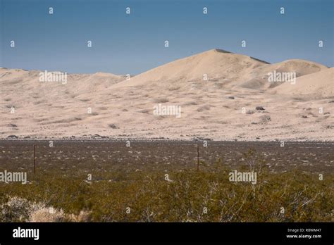 Kelso Dunes, Mojave National Reserve, California Stock Photo - Alamy