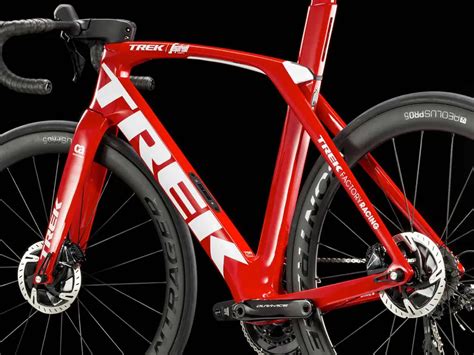 Trek Madone Slr Disc Specs Comparisons Reviews Spokes