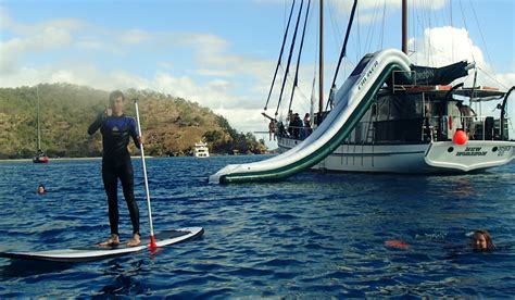 Great Barrier Reef Tours Sailing the Whitsundays on Schooner