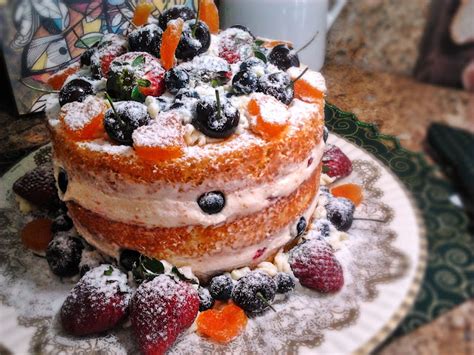 Naked Cake a beleza interior de um bolo Revista Nós e outros Olhos