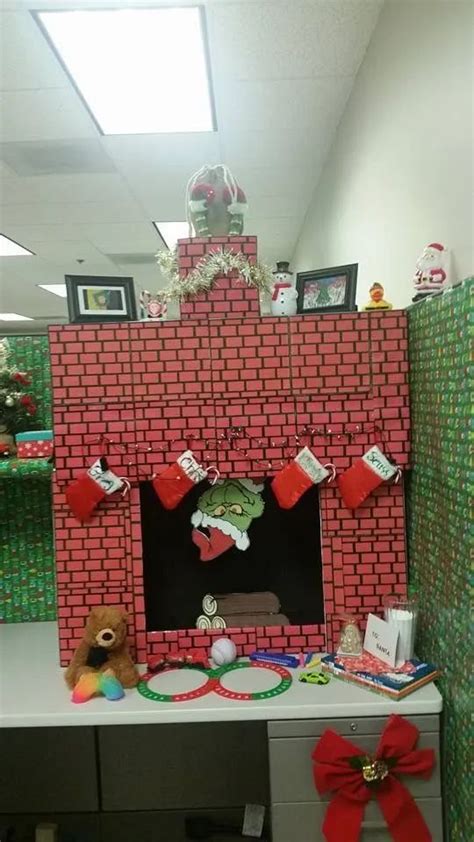 50 Easy DIY Cubicle Christmas Decorations To Decorate Like A Boss