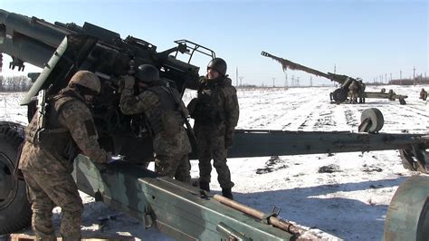 На Луганщині тренуються артилеристи | В одному з артилерійсь… | Flickr