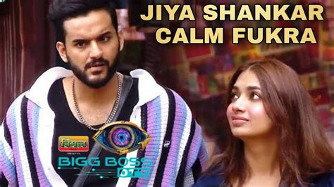 Bigg Boss Live Jiya Shankar Calm Abhishek Malhan Jiya Shankar Make