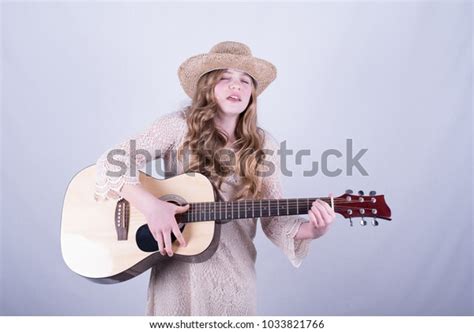 Twelveyearold Girl Long Dirty Blonde Hair Stock Photo 1033821766 Shutterstock
