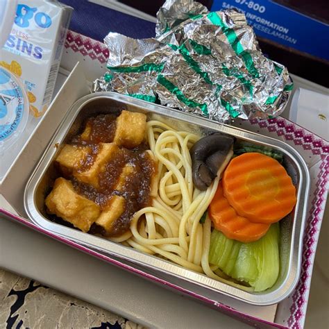 Malaysia Airlines Vegetarian Oriental Meal VOML Reviews Abillion