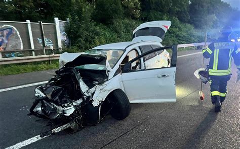 Bilder Schwerer Unfall Auf Der A1 Bei Remscheid Lennep