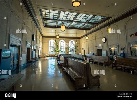 Lancaster Pa Usa March 7 2020 The Amtrak Train Station And A