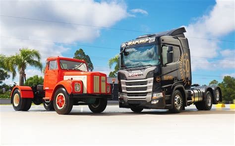 Irapuru Transportes Celebra Anos Restaura O De Scania L