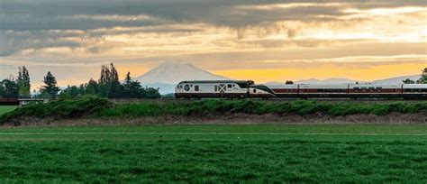Discover Amtrak Cascades