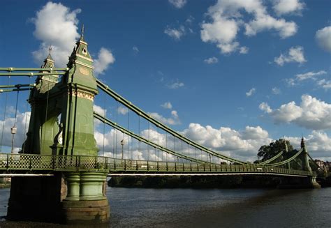 Critical faults force sudden closure of Hammersmith Bridge ...