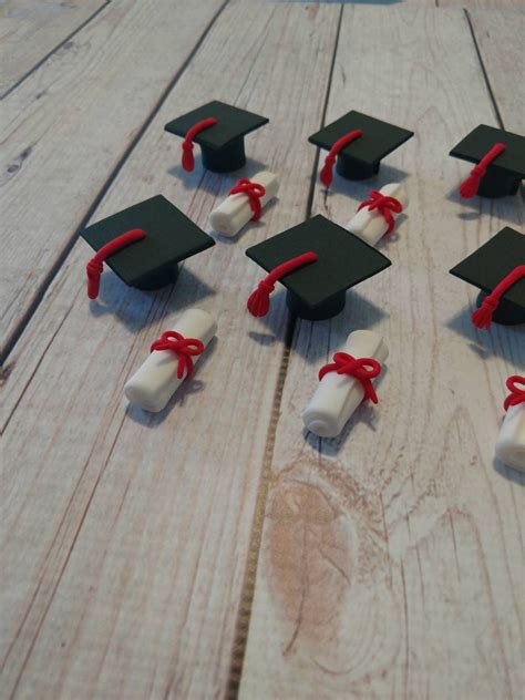 Graduation Cupcakes Graduation Caps Cupcake Toppers Cupcake Cakes