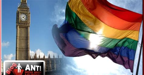Agenda Gay Metade dos Jovens do Reino Unido Dizem que não são Heterossexuais Blog A