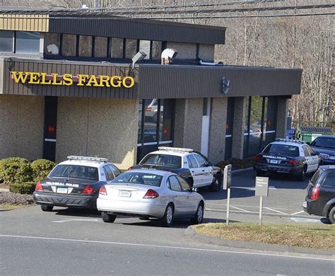 Wells Fargo Bank Robbed in Trumbull | Trumbull, CT Patch