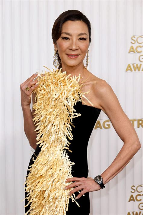 SAG Awards 2023 EVERYTHING EVERYWHERE ALL AT ONCE Star Michelle Yeoh