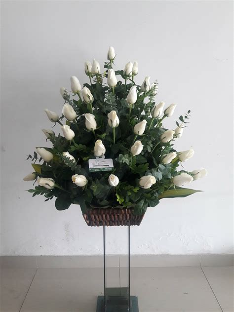 El Top Imagen Arreglos Florales Con Rosas Blancas Abzlocal Mx