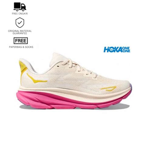 Promo Hoka Clifton Women S Wide Running Eggnog Blanc De Blanc