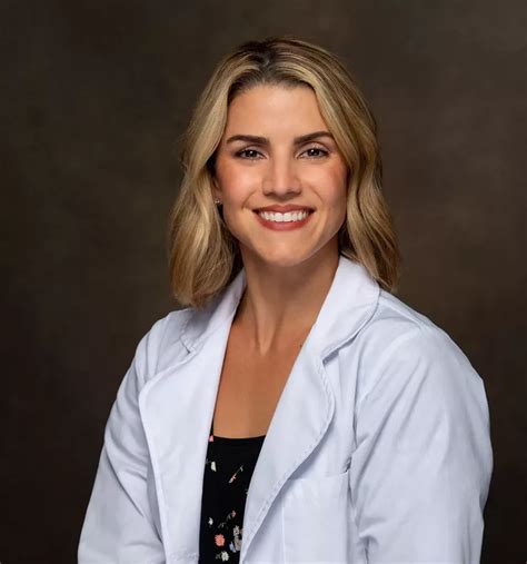 Traci-stafford-crnp | Primary Care Doctors Dothan, AL | Internists