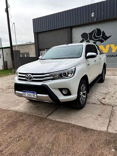 Toyota Hilux SRX 2018 4X2 Año 2018 10 500 000 Agroads