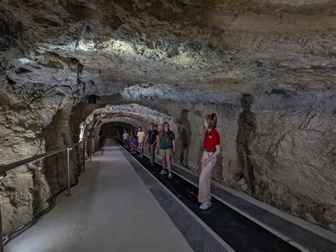 A New Hidden Wonders Tour In Newly Expanded Cave System Opens In Texas