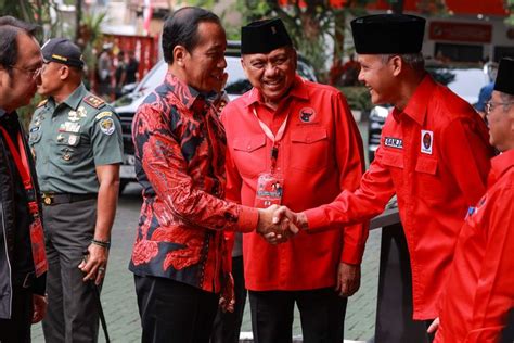 Berita Foto Pesan Jokowi Untuk Ganjar Pranowo Penting Nyali Dan