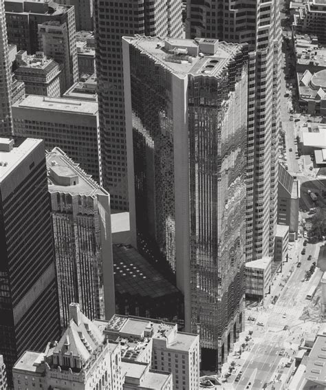 Building Info Royal Bank Plaza