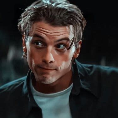 Pin By Art Graphic54 On Aestetics Humans Scream Characters Scream Movie Billy Loomis Hot