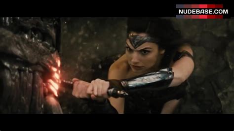 Gal Gadot Hot Scene Batman V Superman Dawn Of Justice Nudebase