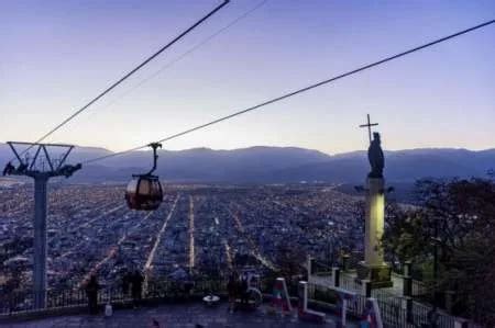 Este sábado se desarrollará una peña folclórica en la cima del cerro