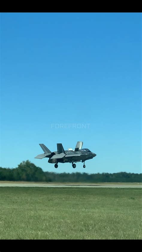 F 35b Vertical Landing And Stovl Doors Closing See My Page For Where