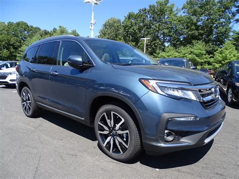 New 2021 Honda Pilot Touring 7 Passenger