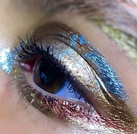 Pin By Ellie Samson On Eye Makeup Eye Makeup Makeup Decor Summer Makeup