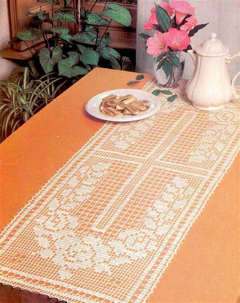 Vintage Chart Filet Crochet Pattern Table Runner Rose Garland Runner