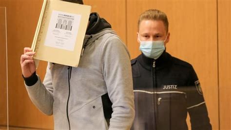 22 Jähriger Bestreitet Vorsätzlichen Mord Beim Sex