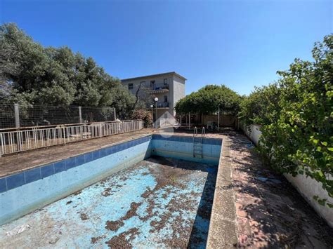 Palazzo Edificio Via Eraclea Minoa Agrigento Rif