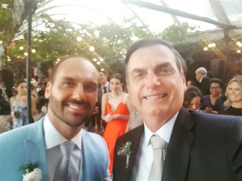 Bolsonaro Decide Indicar Seu Filho Eduardo Como Embaixador Nos Eua A