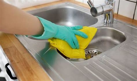 How To Clean Your Kitchen Sink Uk