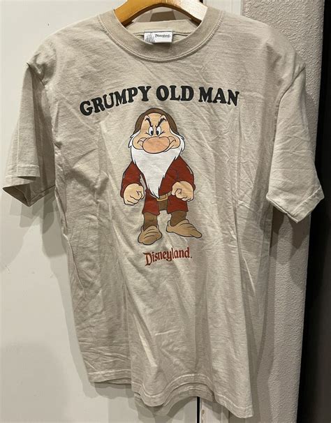 Disneyland Resort Grumpy Old Man Snow White Shirt Bei Gem