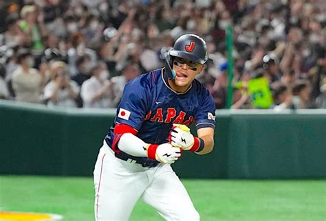 【mlb】ラーズ・ヌートバーの大人気を公式サイトが特集 ファン殺到で歩けず「コンビニへ30分かかった」と熱狂振り返る 野球 スポーツ